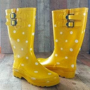 Target brand yellow polka dot rain boots